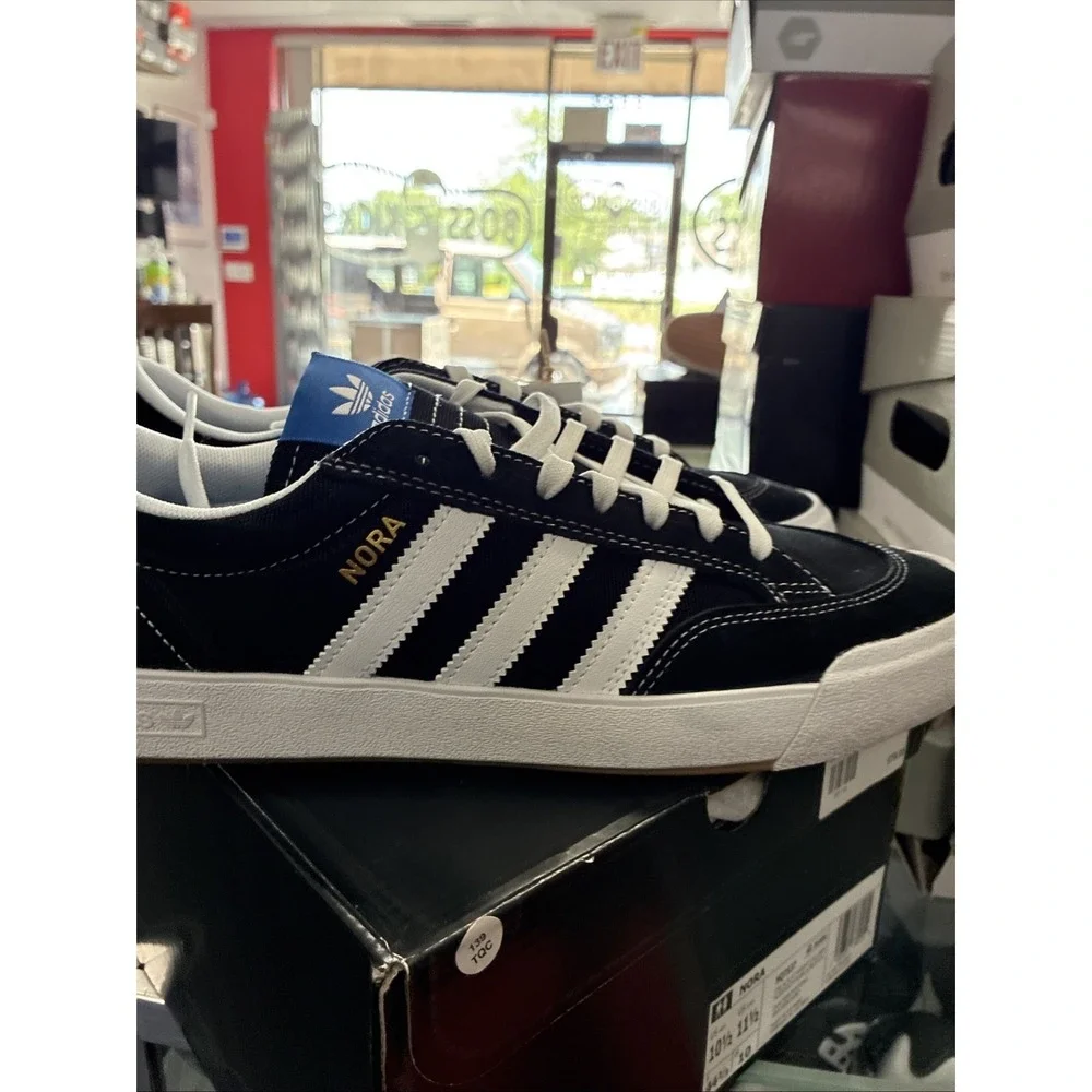 Adidas Originals Men's Black White NORA Shoes HQ7537 SZ 10.5 New DS